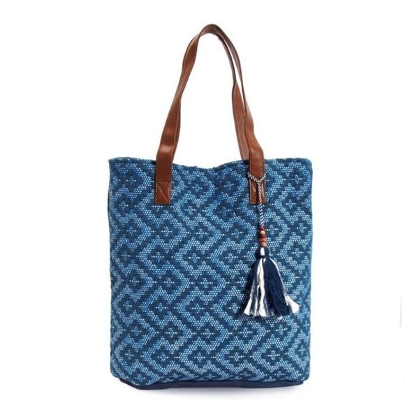 Handbags - Blue Jute Tile Print Canvas Tote NWT